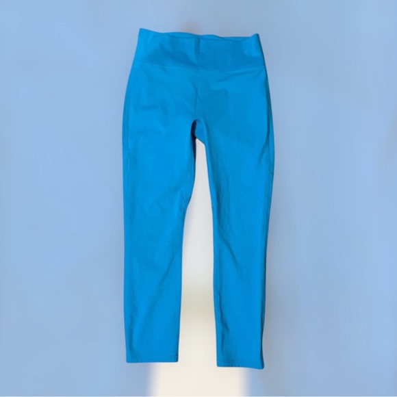 Fabletics Trinity Motion365® High-Waisted - Picture 7 of 9